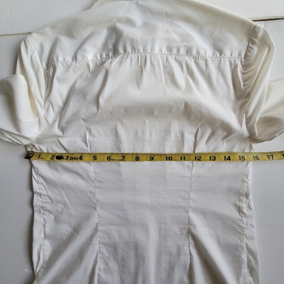 BCBGMaxazria Chain Stich Shirt. - Picture 7 of 9